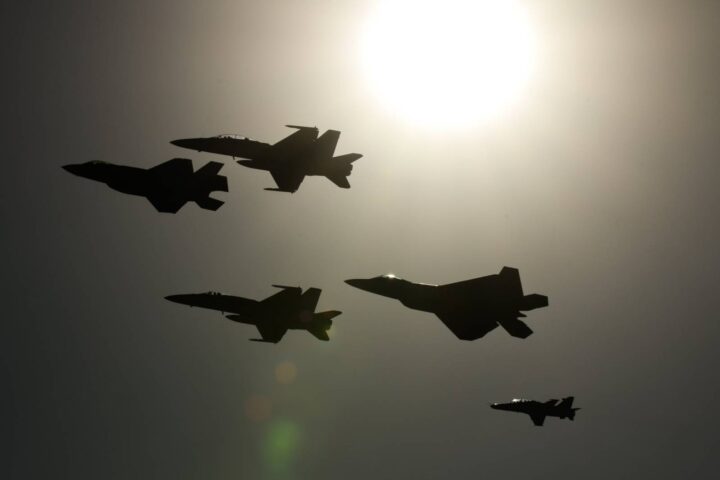 Formation flypast